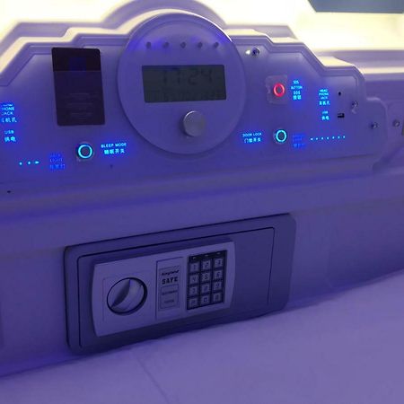 Atlantis Pods @ Chinatown Hotel Singapore Bagian luar foto