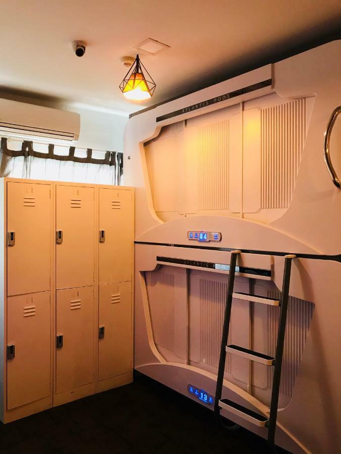Atlantis Pods @ Chinatown Hotel Singapore Bagian luar foto
